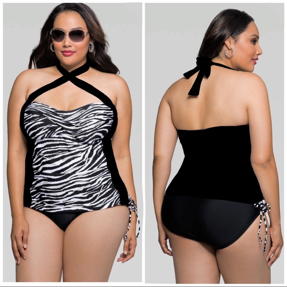 Other - Swimwear Front twist halter tankini top